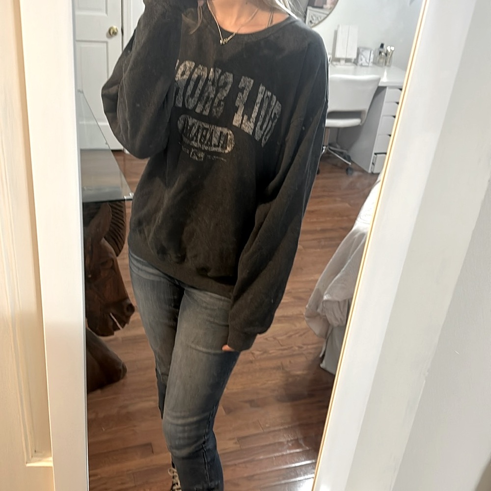 Sweatshirt - Picture 6 of 6